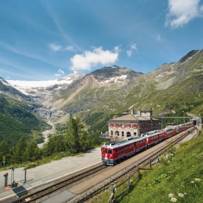 La stazione di Alp Grüm